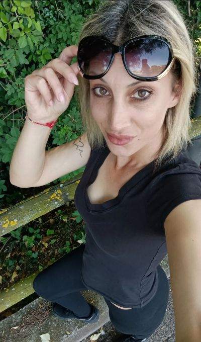 femme chaude - proche de moi - Je veux un homme qui me désire vraiment, pas un timide qui tourne autour du pot