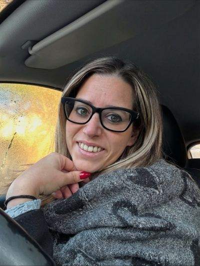 femme chaude - Sainte-Marie - Minette en feu à Sainte-Marie, j&rsquo;aime les mecs coquins