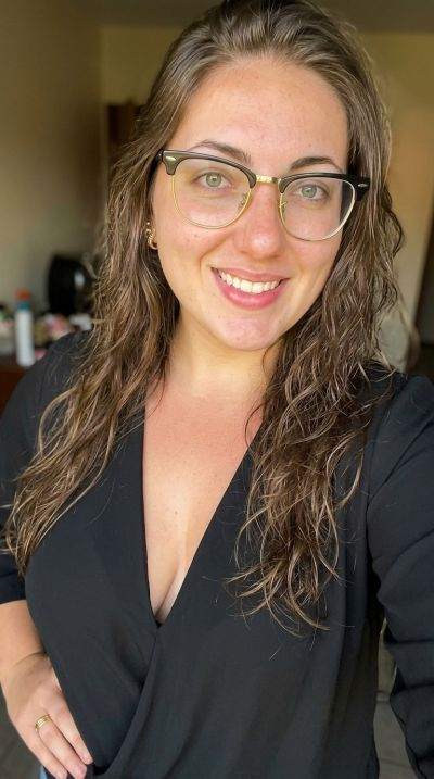 femme chaude - Schœlcher - Esthéticienne Schœlcher – Yael 28ans brûle d&rsquo;impatience après le salon