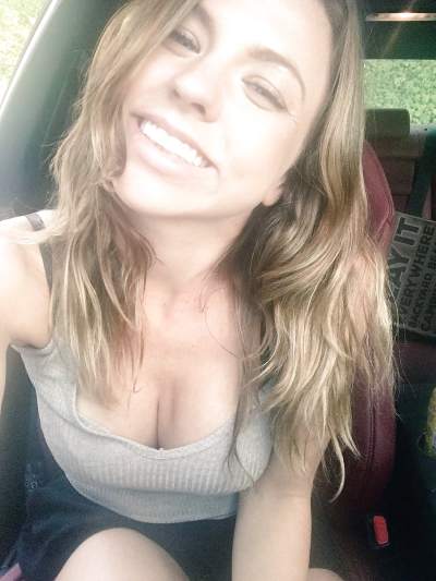 femme chaude - Nevers - Adelaide à Nevers : stagiaire en quête d&rsquo;annonce hot femme pour moments intenses